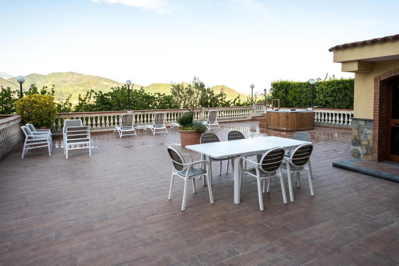 Villa Marina Cava deʼ Tirreni Exterior foto